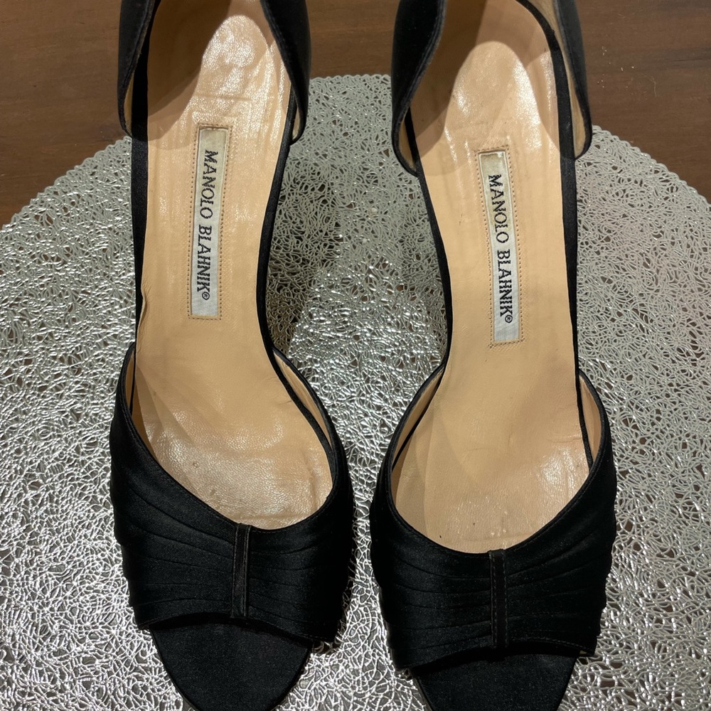 Manolo Blahnik black satin heels